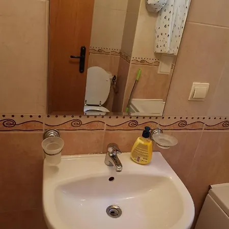 Apartment Exotic - *